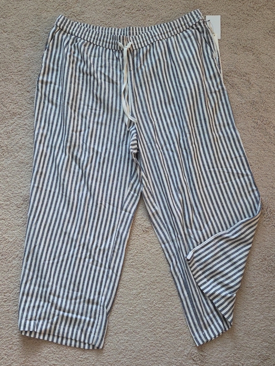 Caslon Pants - Caslon Navy and White Striped Cropped Drawstring Pants